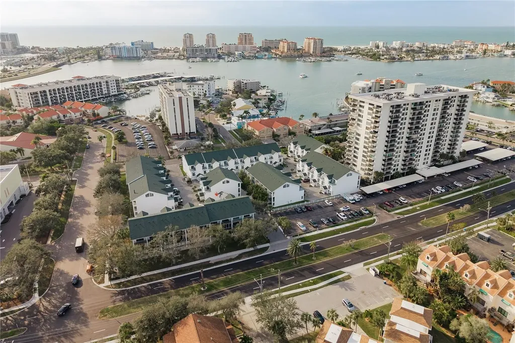 320 Island Way Clearwater Beach FL 33767
