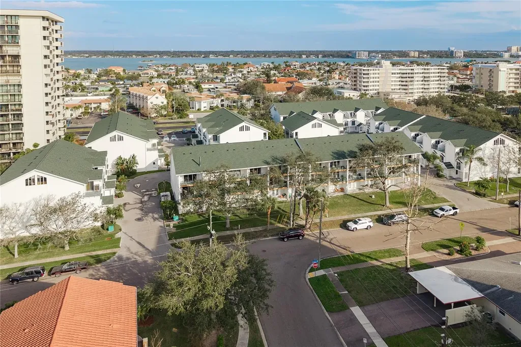 320 Island Way Clearwater Beach FL 33767