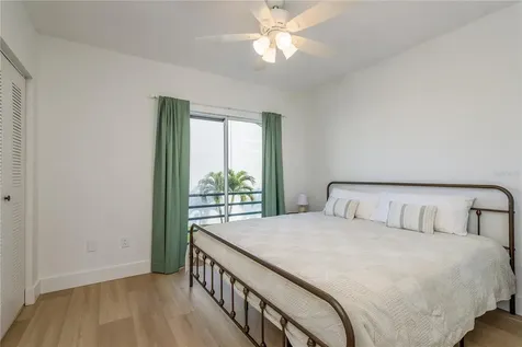 320 Island Way Clearwater Beach FL 33767