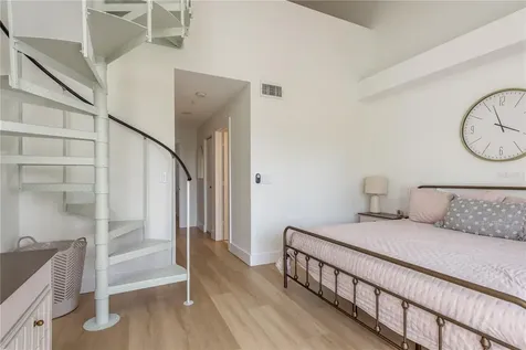 320 Island Way Clearwater Beach FL 33767