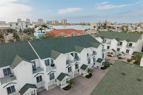 320 Island Way Clearwater Beach FL 33767