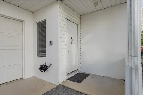 320 Island Way Clearwater Beach FL 33767