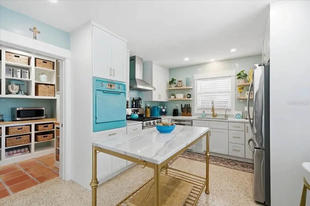 937 Bruce Avenue Clearwater Beach FL 33767