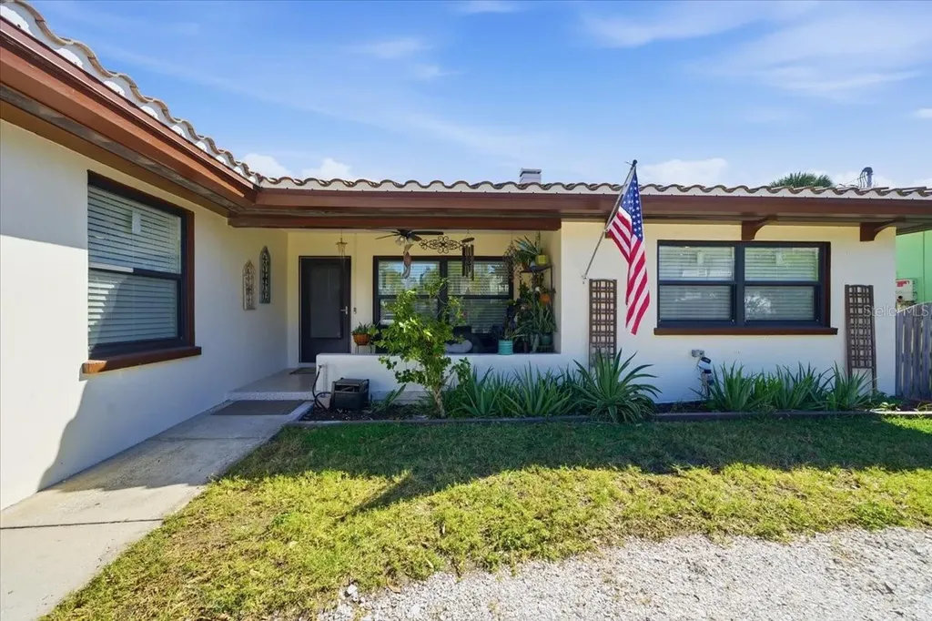 937 Bruce Avenue Clearwater Beach FL 33767