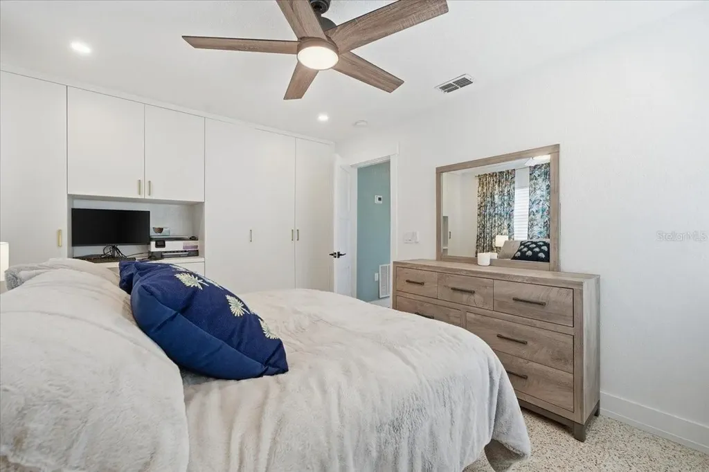 937 Bruce Avenue Clearwater Beach FL 33767