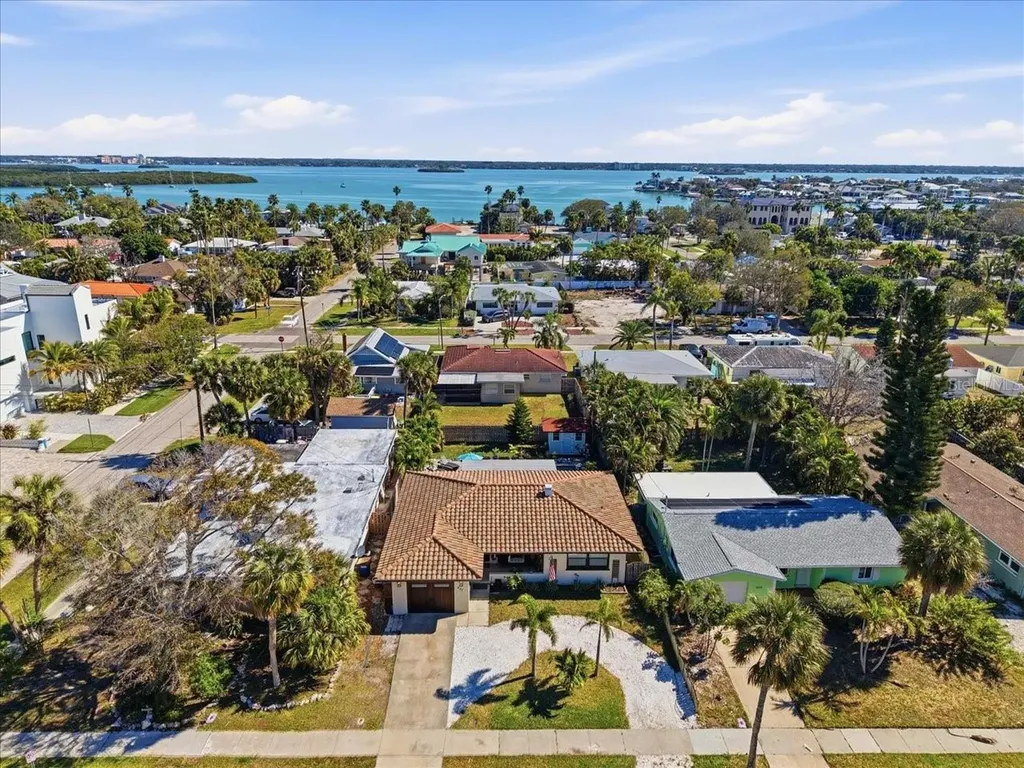 937 Bruce Avenue Clearwater Beach FL 33767