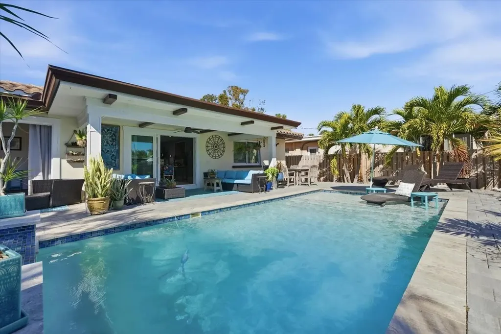 937 Bruce Avenue Clearwater Beach FL 33767