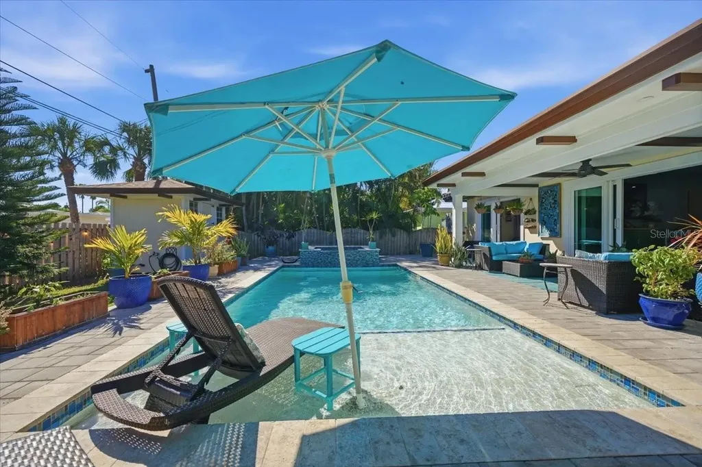 937 Bruce Avenue Clearwater Beach FL 33767