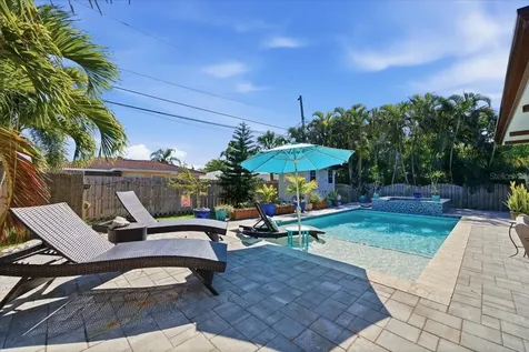 937 Bruce Avenue Clearwater Beach FL 33767