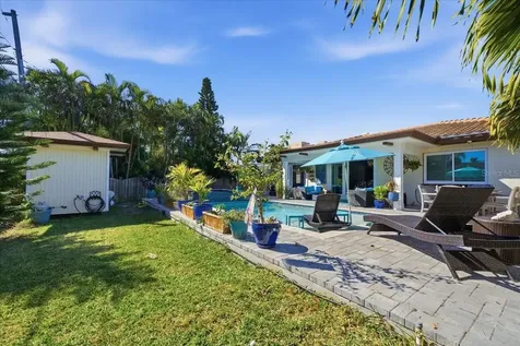 937 Bruce Avenue Clearwater Beach FL 33767