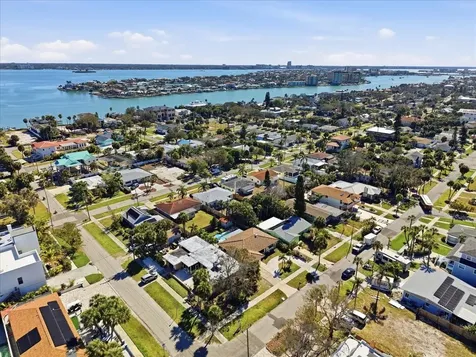 937 Bruce Avenue Clearwater Beach FL 33767