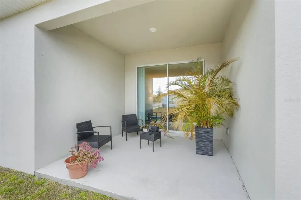 356 Heroic Road Davenport FL 33837
