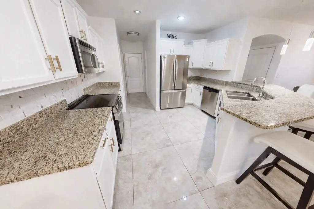 1110 Seminole Sky Drive Ruskin FL 33570