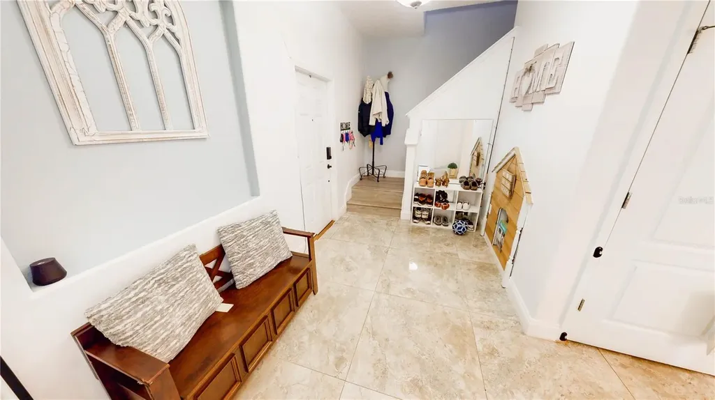 1110 Seminole Sky Drive Ruskin FL 33570