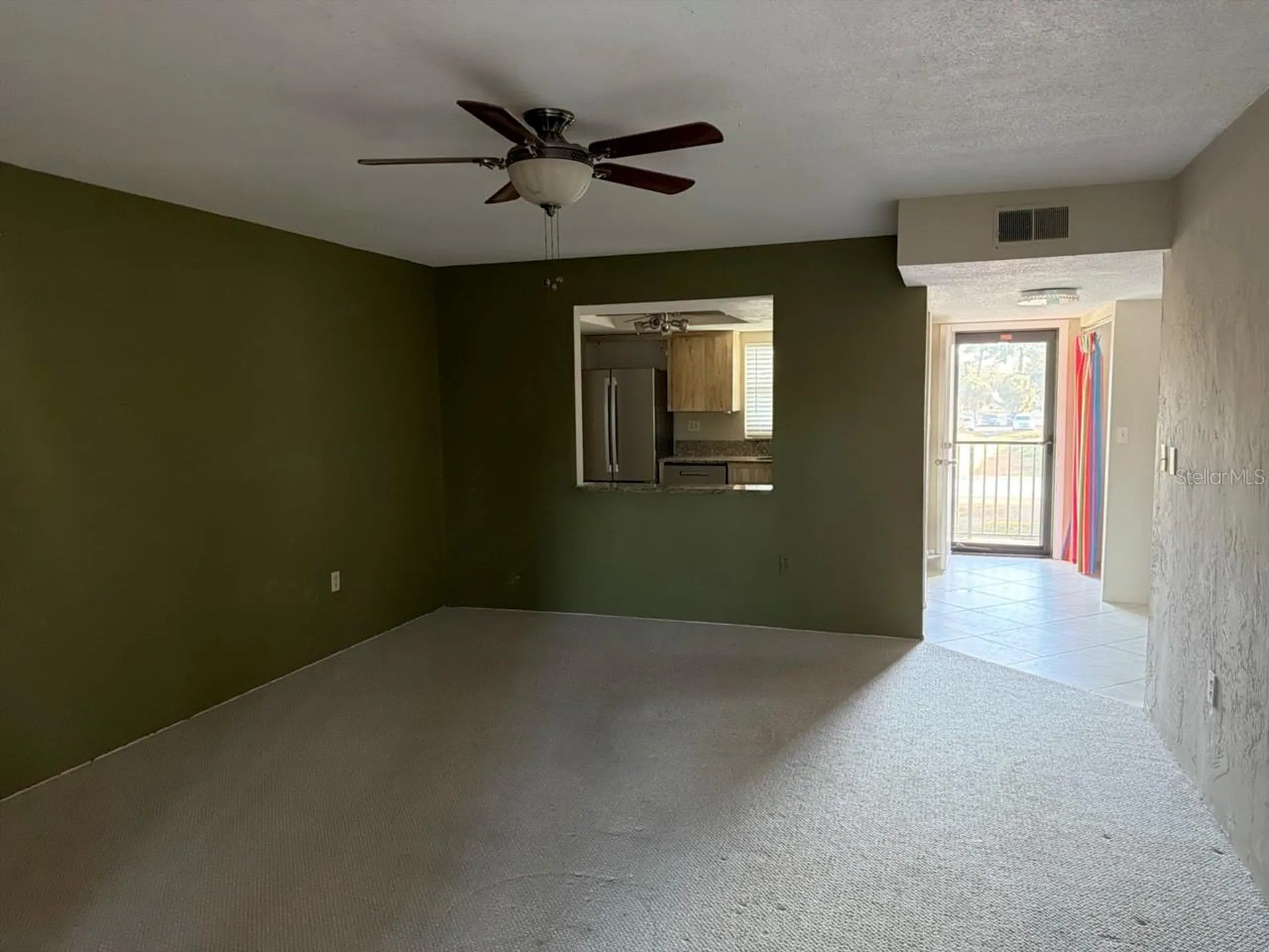 9815 47th Avenue N St Petersburg FL 33708