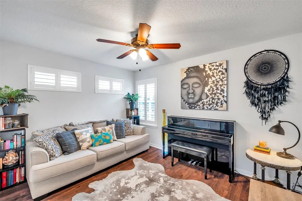 2602 W Nassau Street Tampa FL 33607