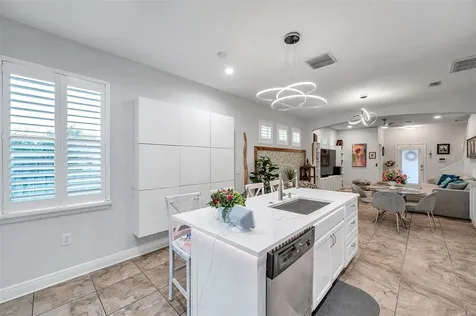 2602 W Nassau Street Tampa FL 33607