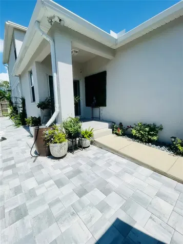 2602 W Nassau Street Tampa FL 33607