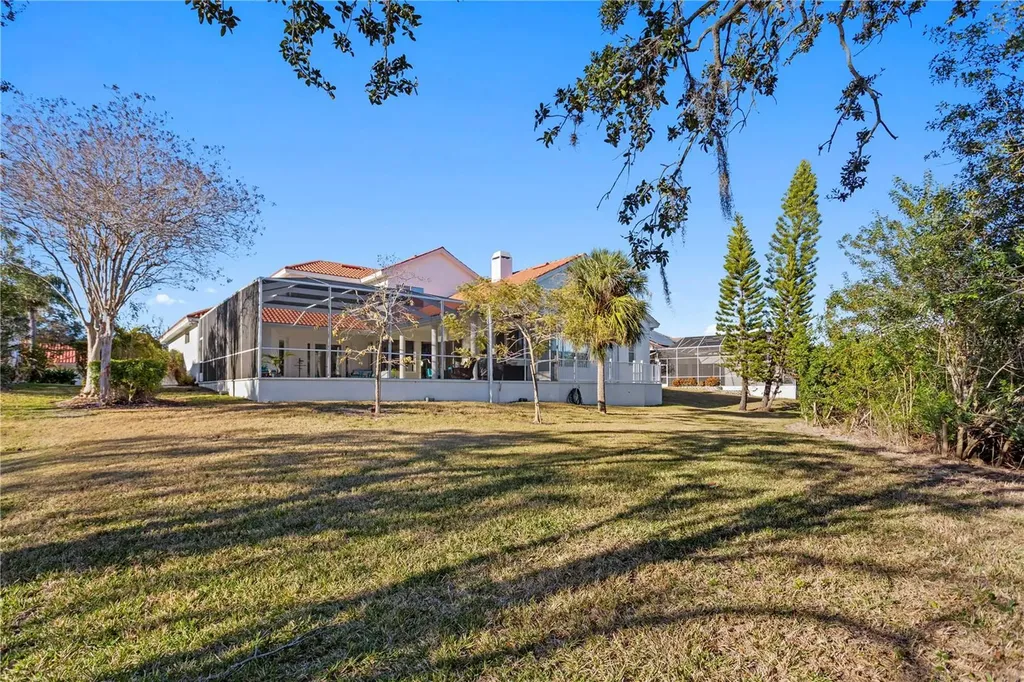5611 E Longboat Boulevard Tampa FL 33615