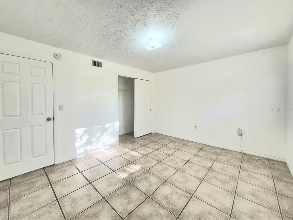 1702 E Mulberry Drive Tampa FL 33604