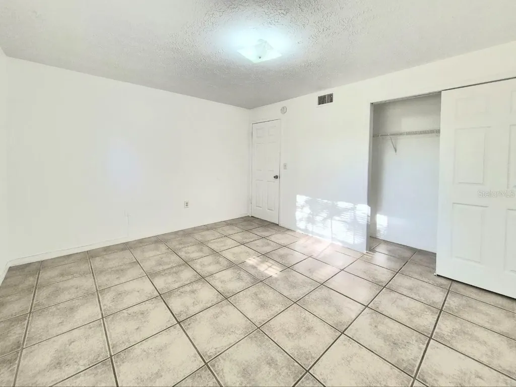 1702 E Mulberry Drive Tampa FL 33604