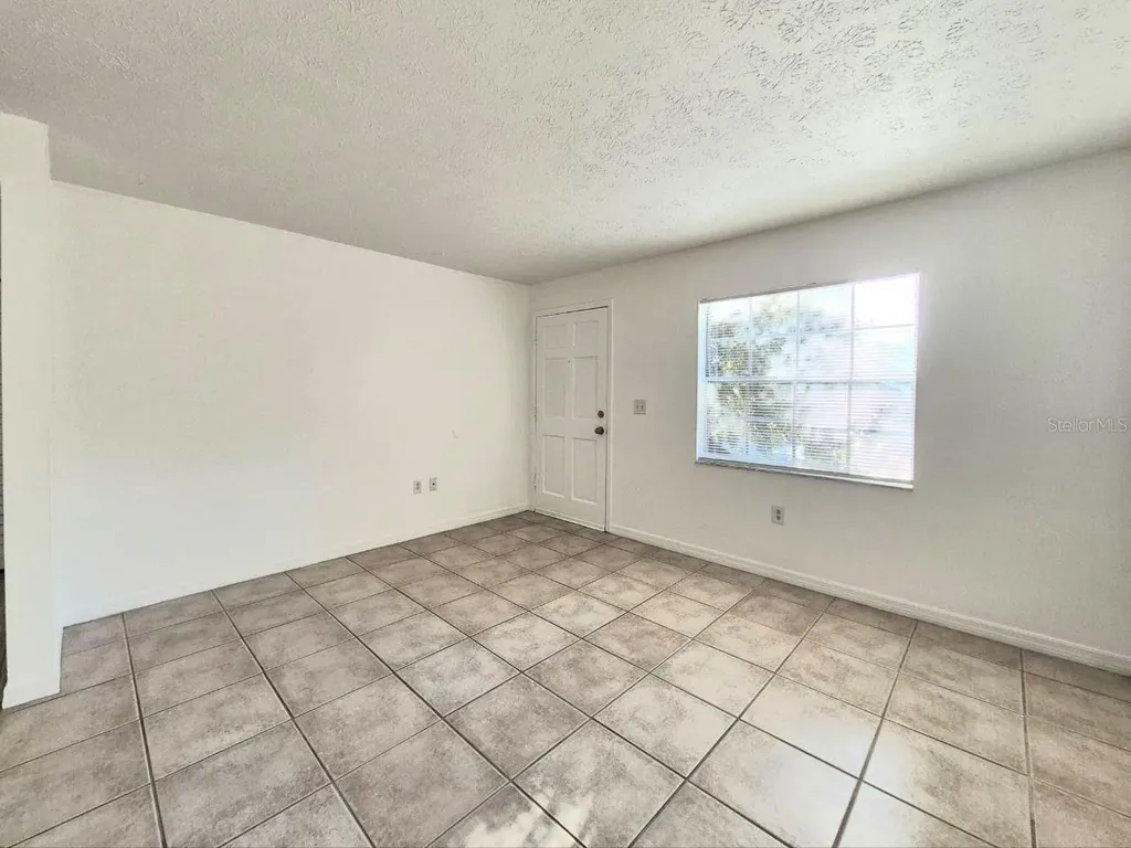 1702 E Mulberry Drive Tampa FL 33604