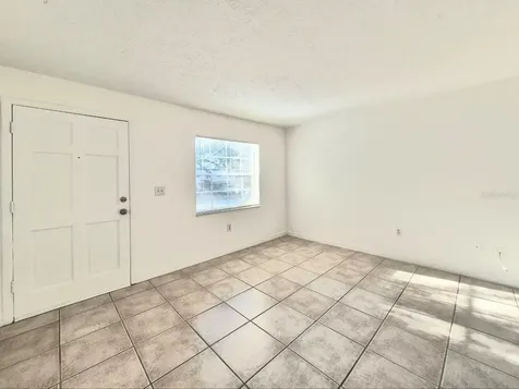1702 E Mulberry Drive Tampa FL 33604