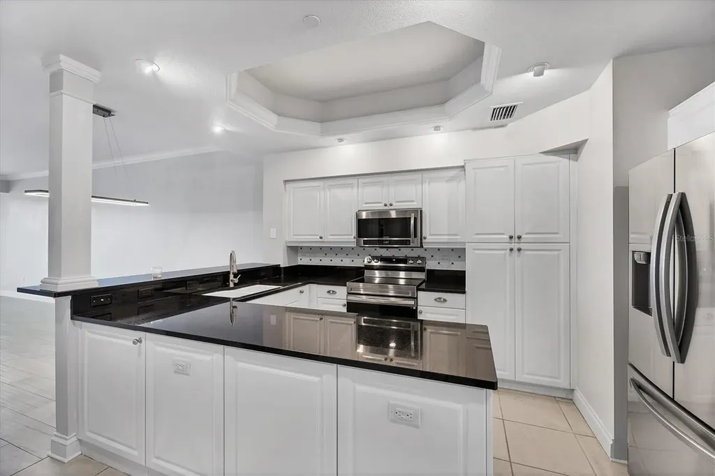 8111 Lakewood Main Street Lakewood Ranch FL 34202