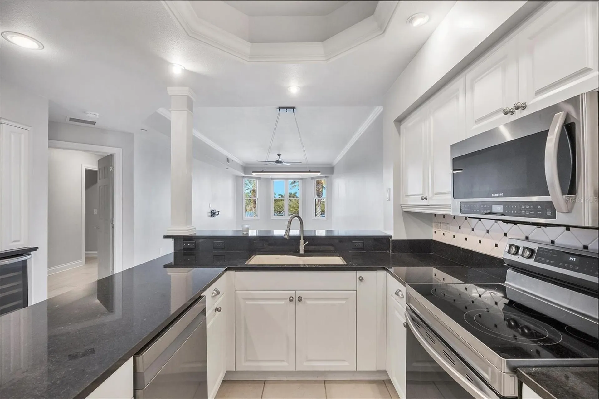 8111 Lakewood Main Street Lakewood Ranch FL 34202
