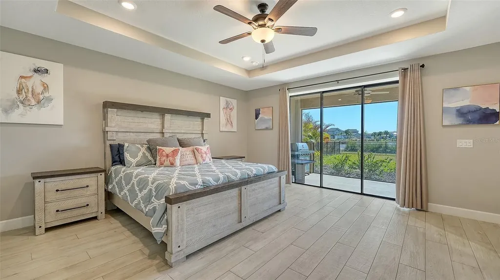 9491 Tequila Sunrise Drive Sarasota FL 34241