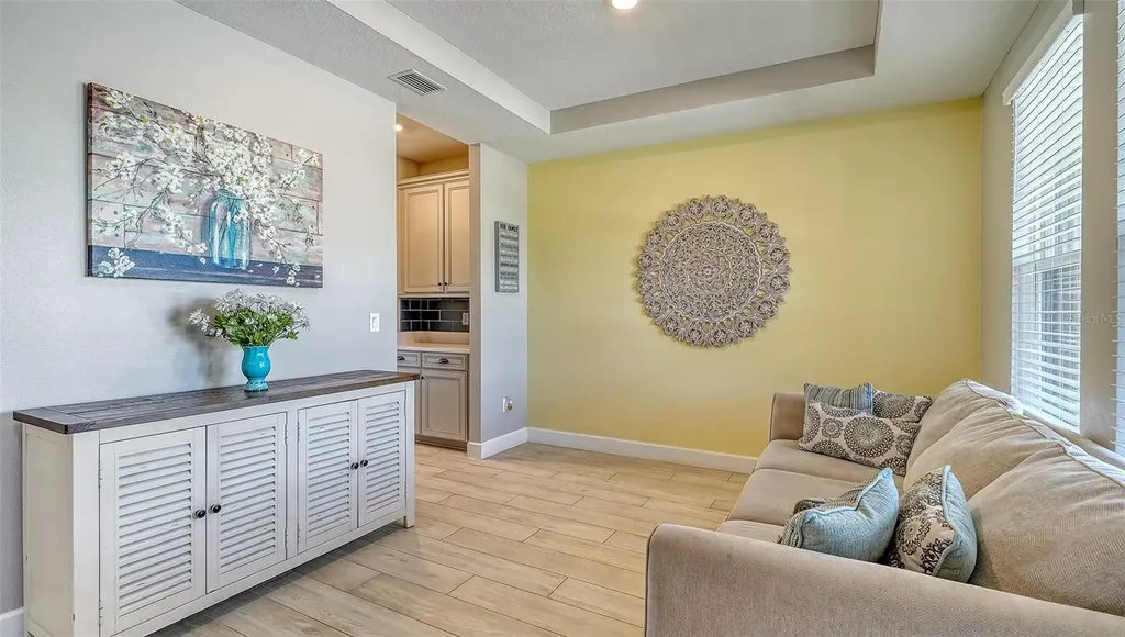 9491 Tequila Sunrise Drive Sarasota FL 34241