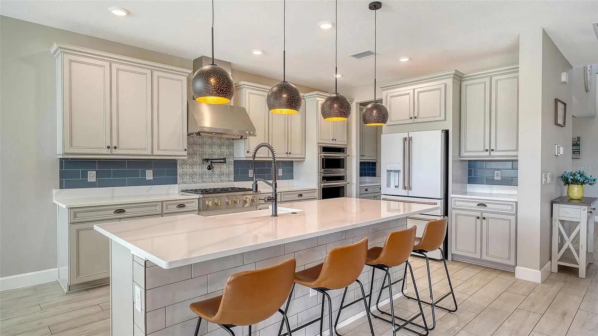 9491 Tequila Sunrise Drive Sarasota FL 34241