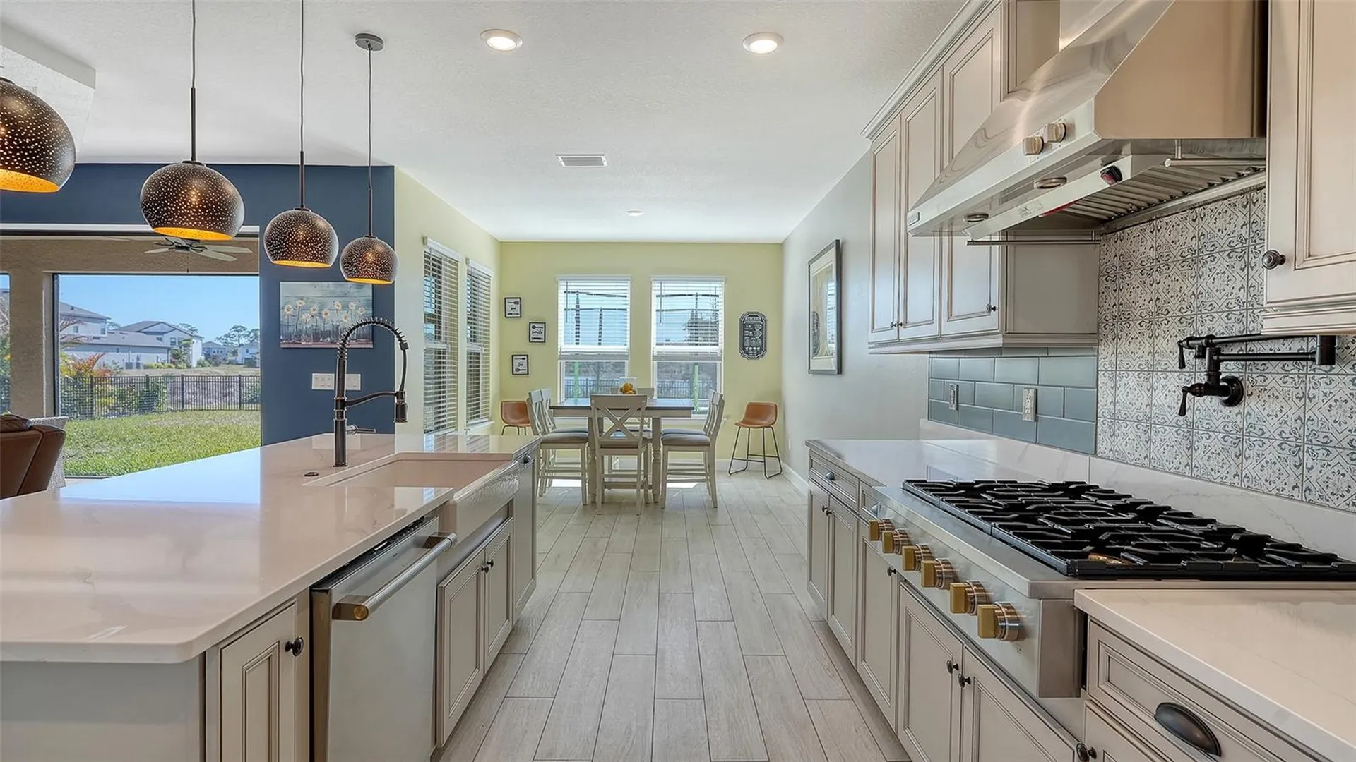 9491 Tequila Sunrise Drive Sarasota FL 34241