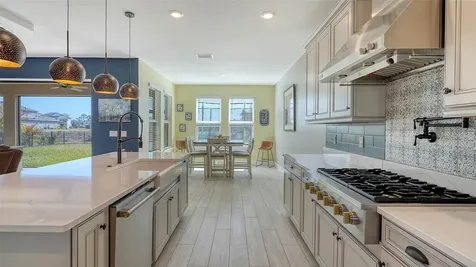 9491 Tequila Sunrise Drive Sarasota FL 34241