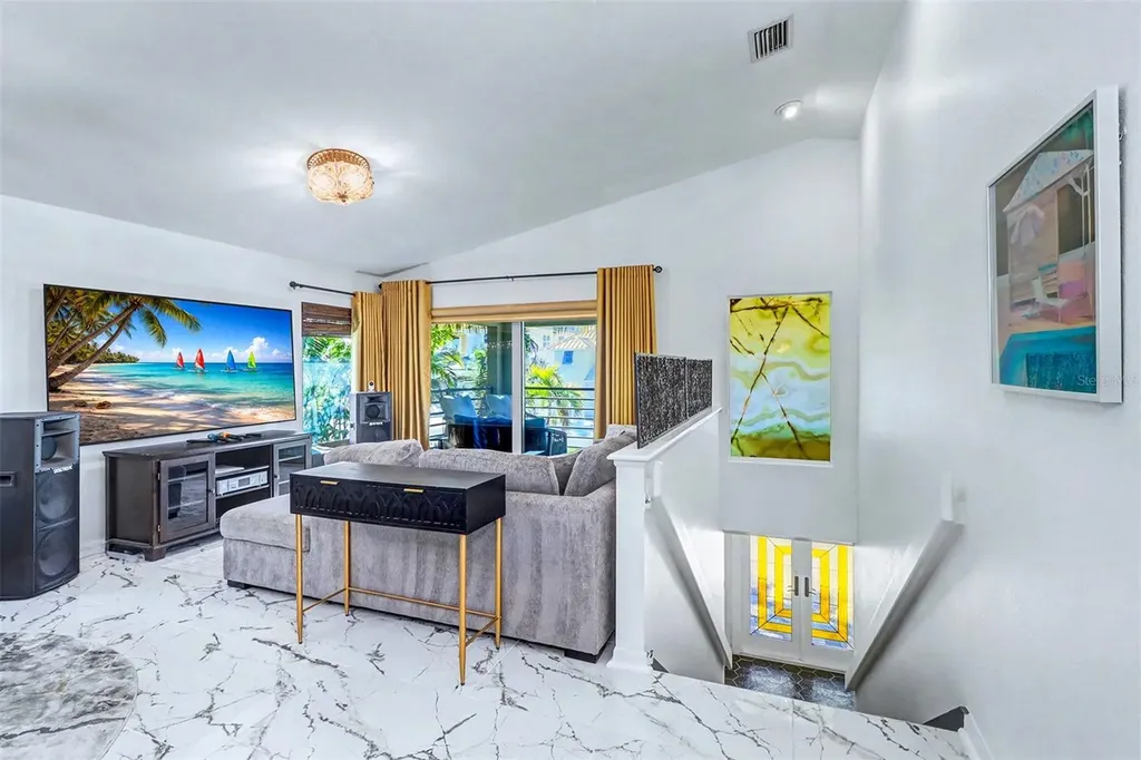 15517 Gulf Boulevard Redington Beach FL 33708