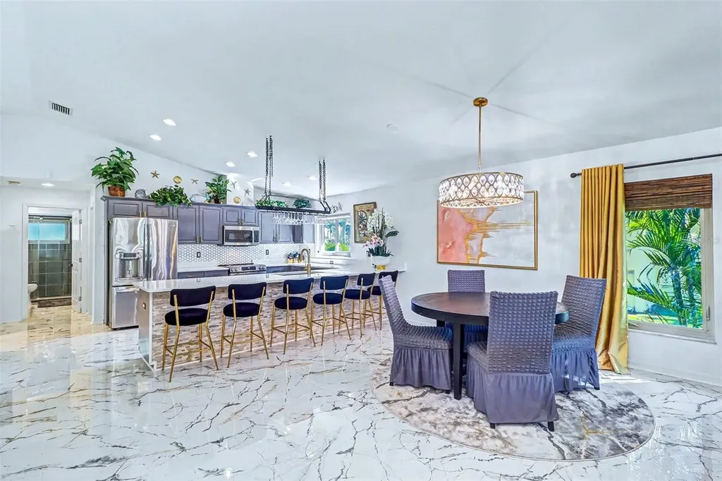 15517 Gulf Boulevard Redington Beach FL 33708