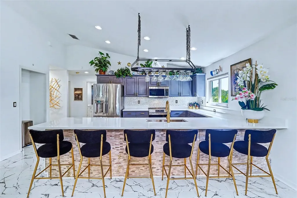 15517 Gulf Boulevard Redington Beach FL 33708