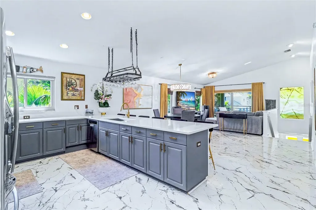 15517 Gulf Boulevard Redington Beach FL 33708