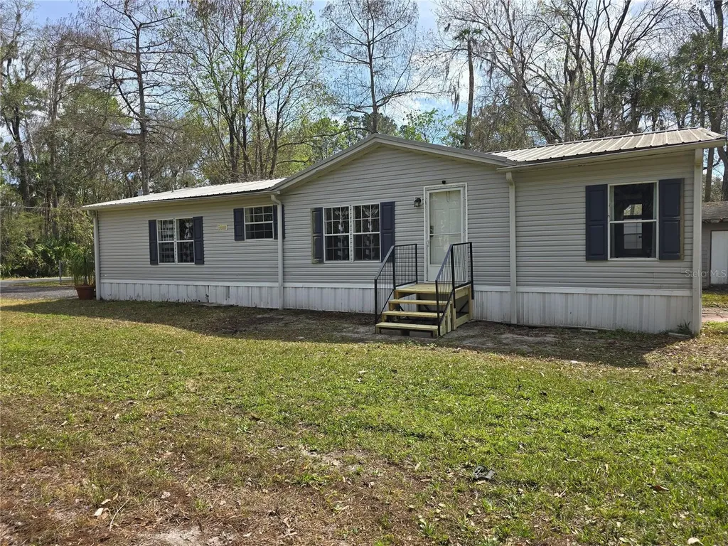 55921 Fern Road Astor FL 32102