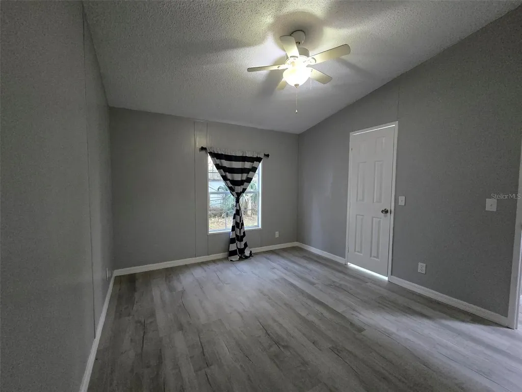 55921 Fern Road Astor FL 32102