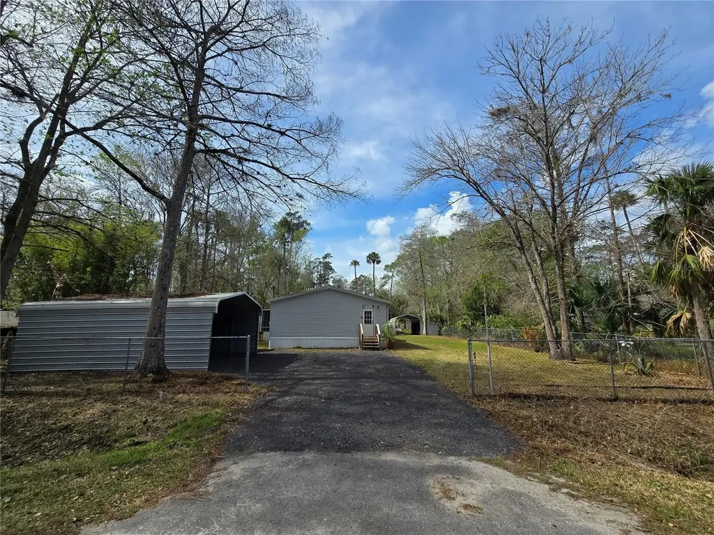 55921 Fern Road Astor FL 32102