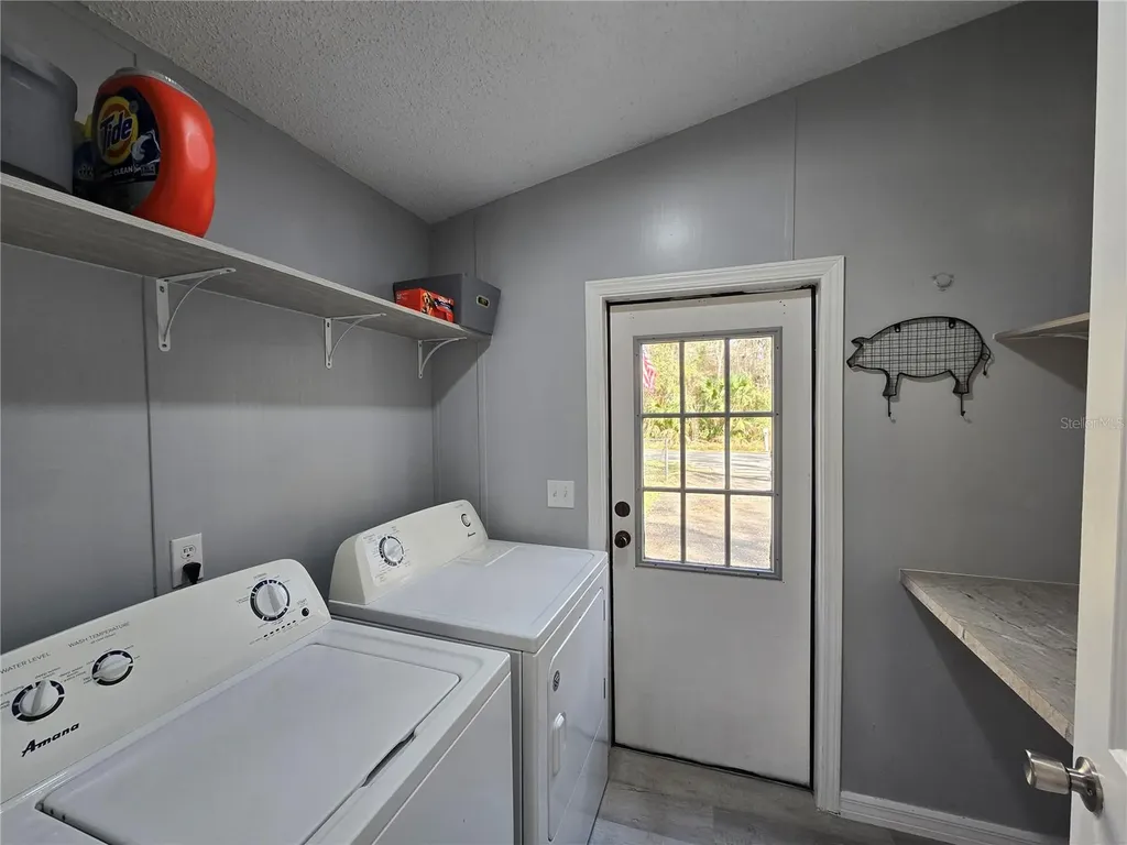 55921 Fern Road Astor FL 32102