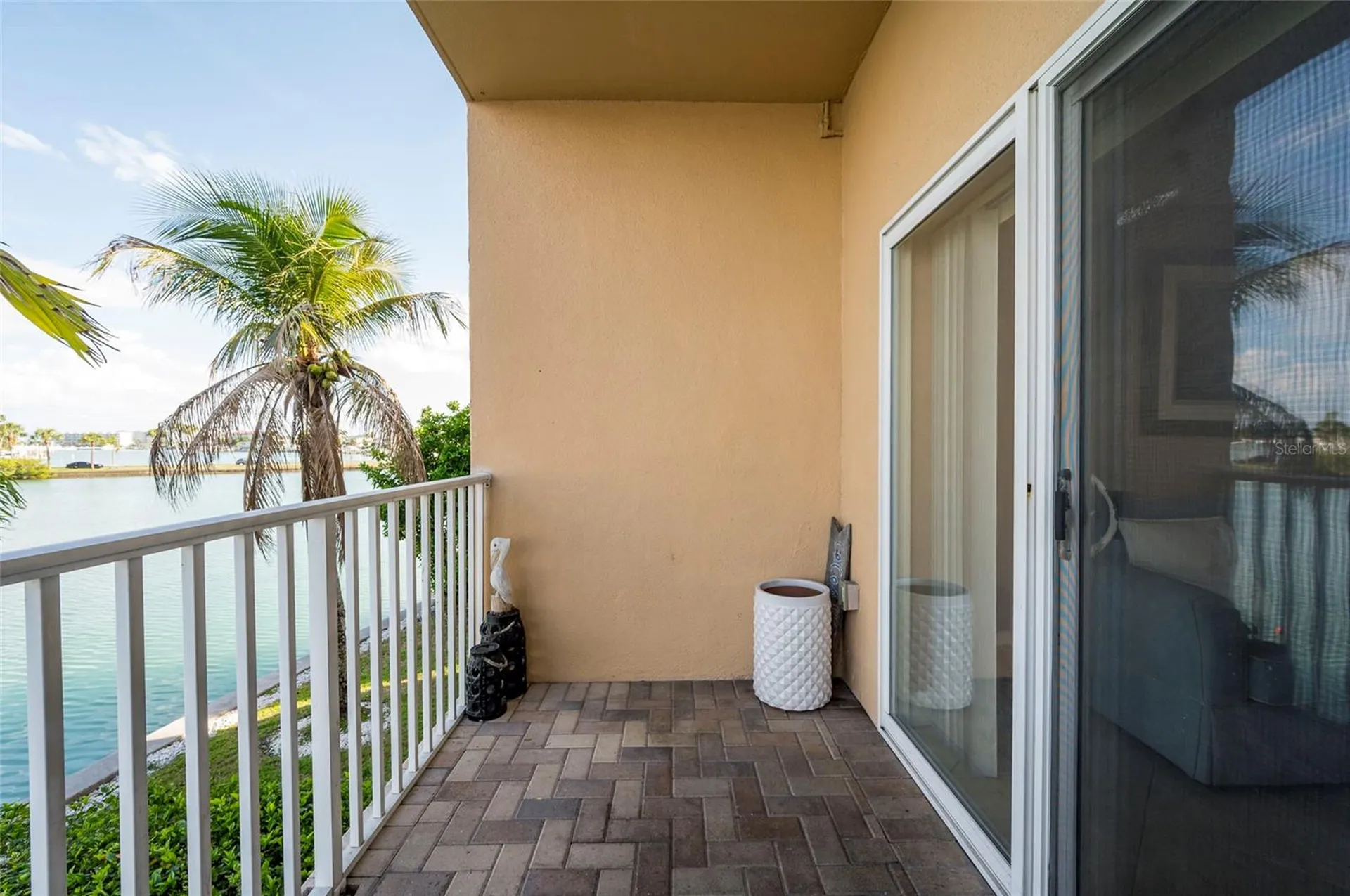 11605 3rd Street E Treasure Island FL 33706
