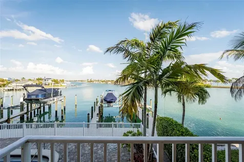 11605 3rd Street E Treasure Island FL 33706