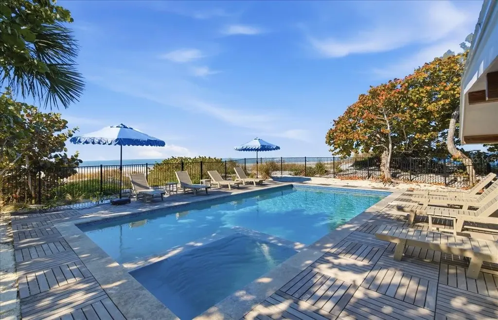 102 Tuna Street Anna Maria FL 34216