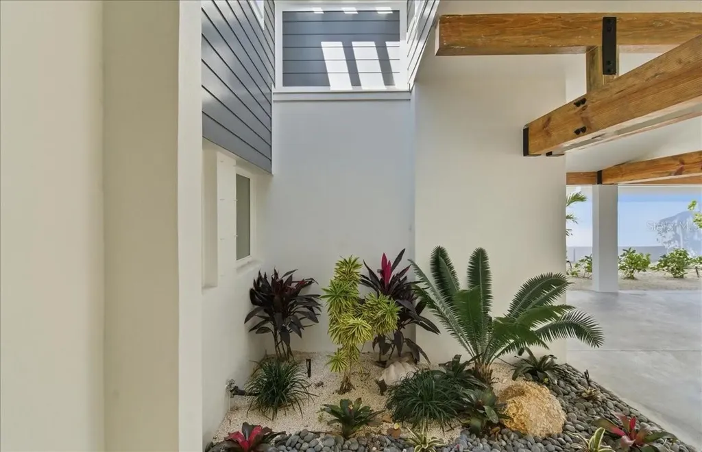102 Tuna Street Anna Maria FL 34216