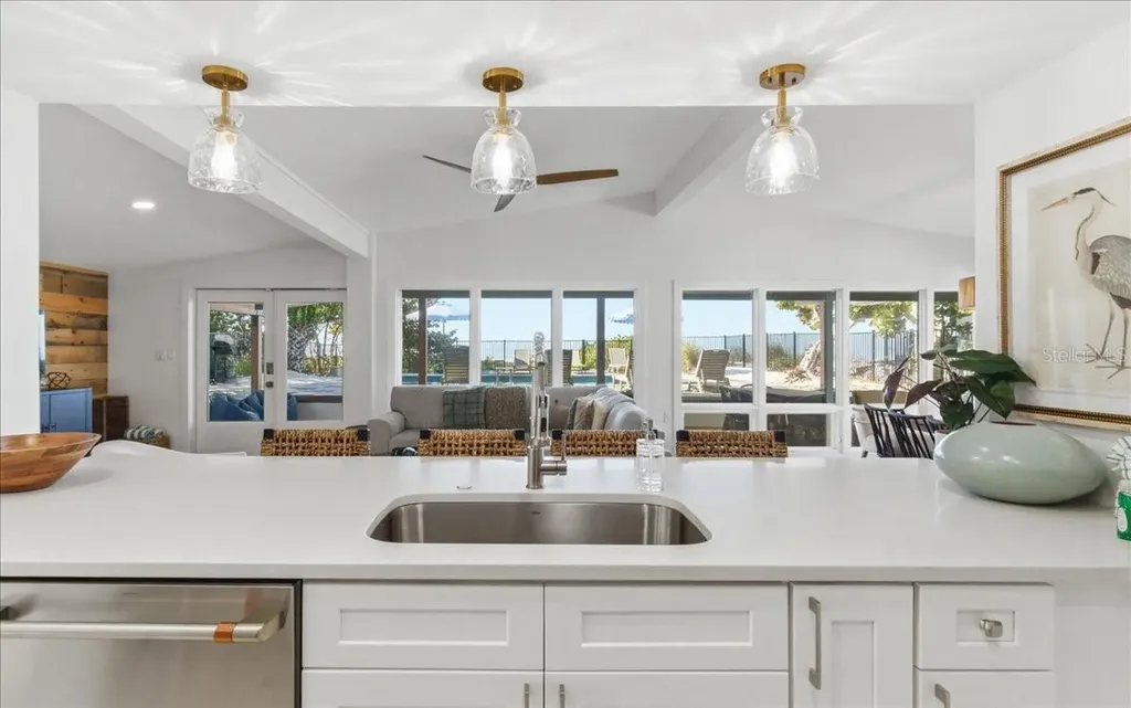 102 Tuna Street Anna Maria FL 34216