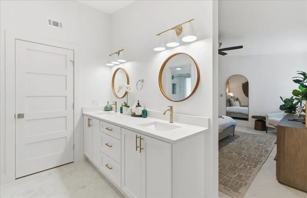 102 Tuna Street Anna Maria FL 34216