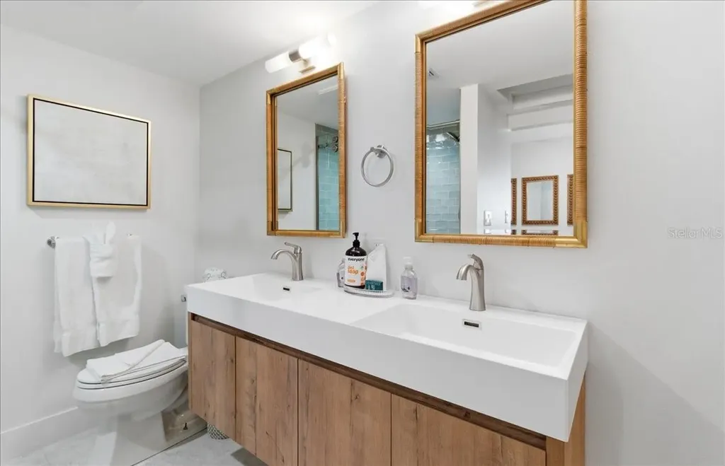 102 Tuna Street Anna Maria FL 34216