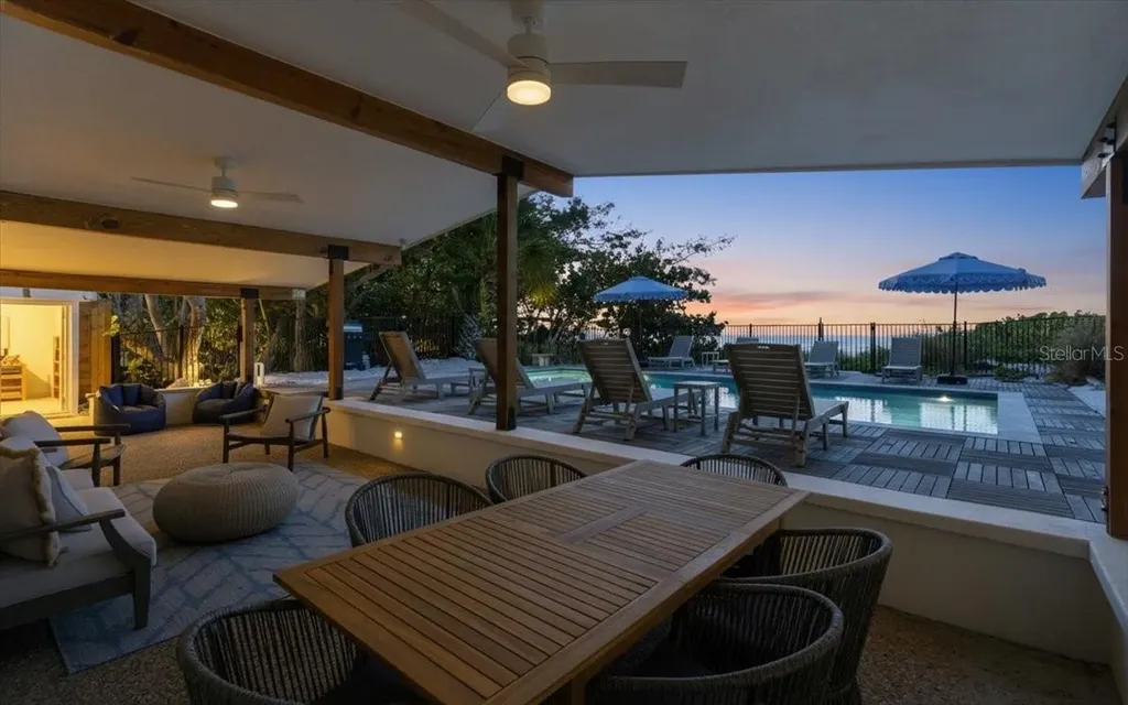 102 Tuna Street Anna Maria FL 34216